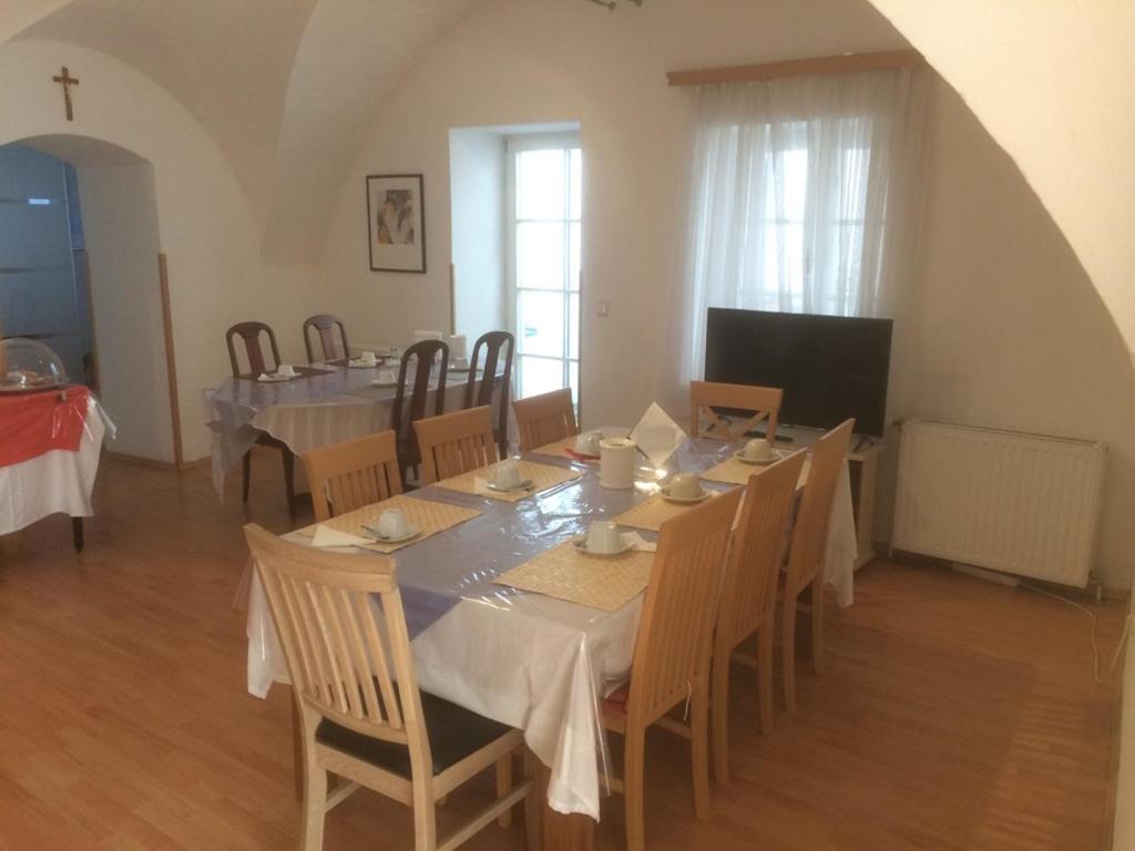 Апартаменти Haus Zum Nibelungenlied Мельк Екстер'єр фото
